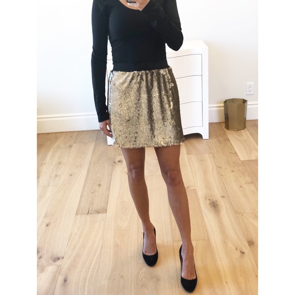 RENO Gold Sequin Mini Skirt NYE - Picture 2 of 8